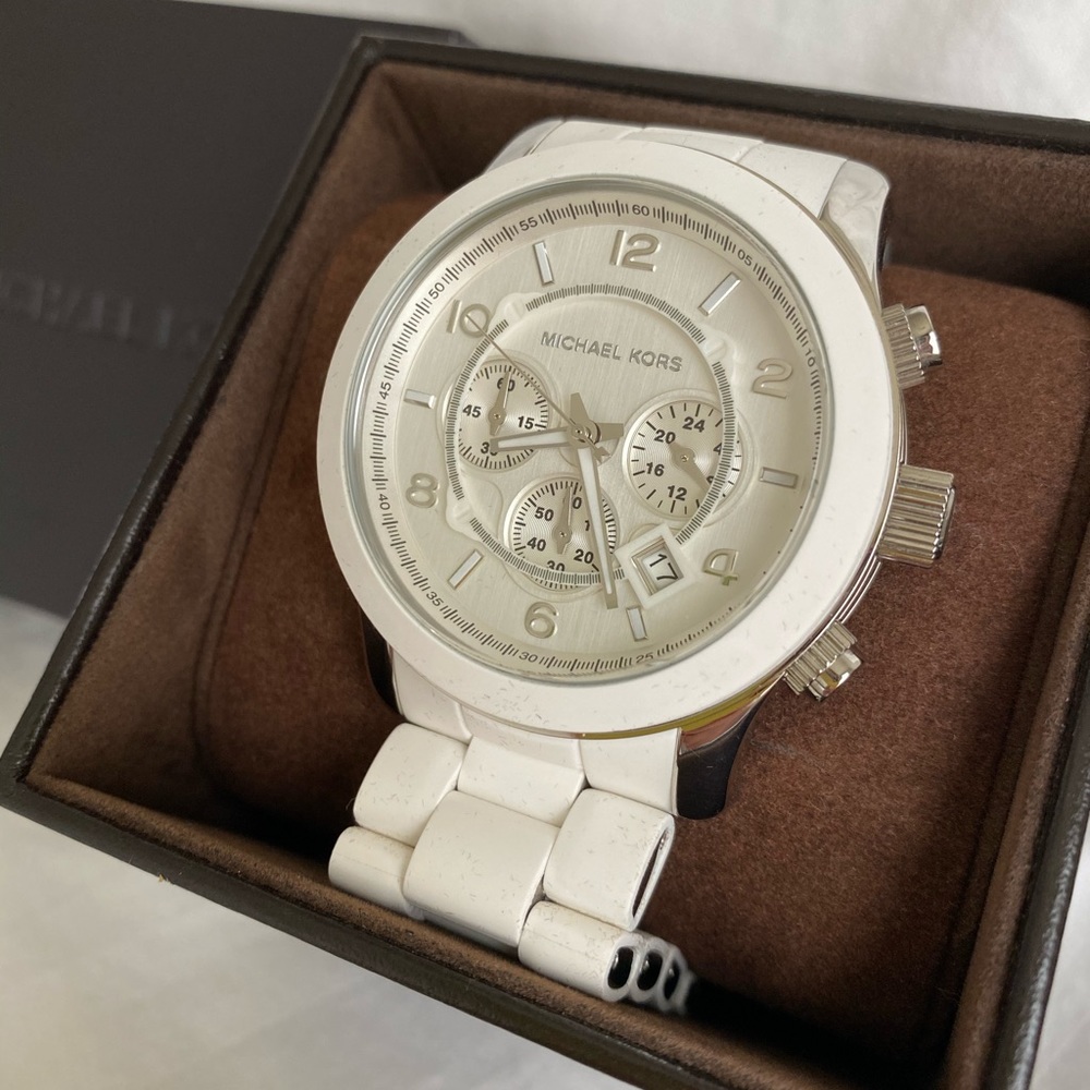 Michael Kors Runway White Chrono Unisex Watch